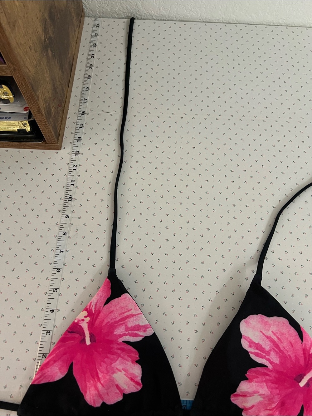 Black & Pink Hibiscus Floral Triangle Bikini Top – Size S - Picture 8 of 8